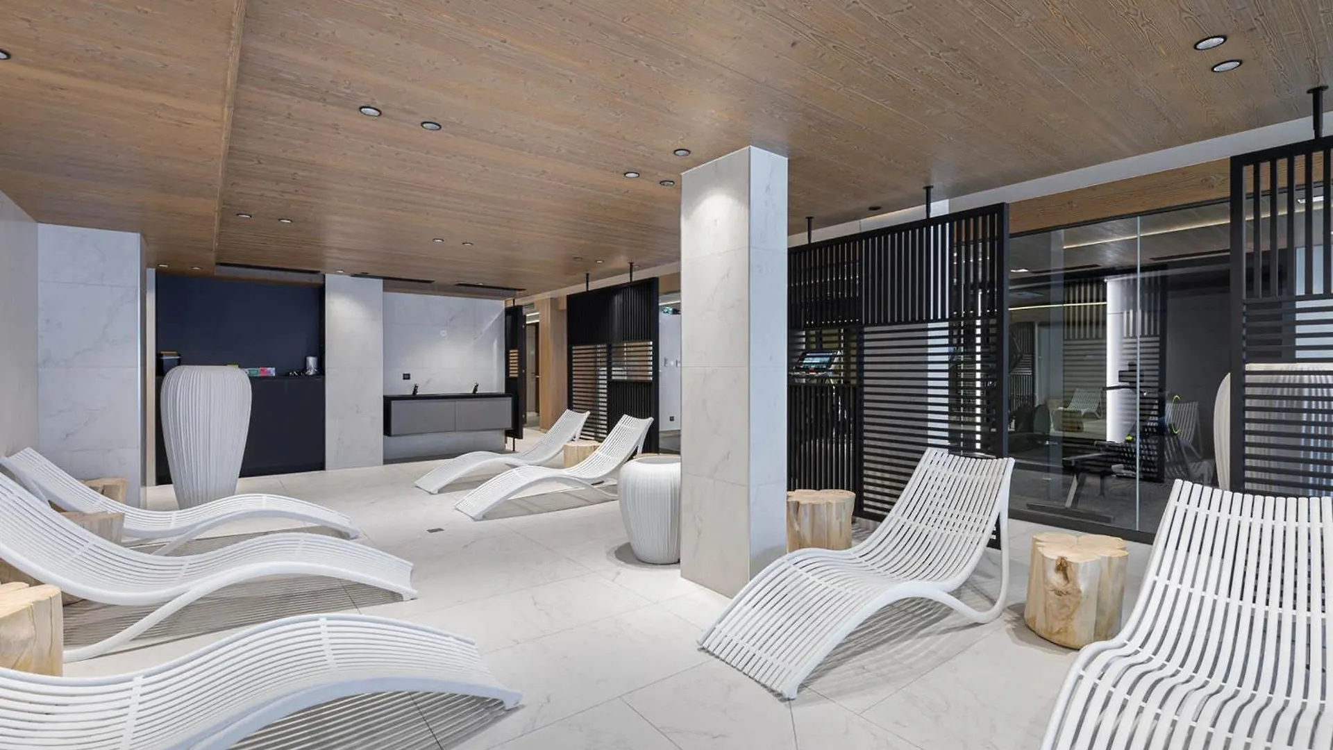 Apartment Penthouse Familial Avec Piscine, Hammam, Sauna Et Parking A Megeve - Fr-1-569-83 France